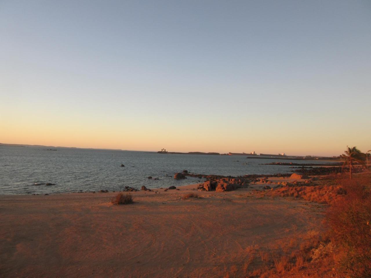 Dampier Mermaid Hotel Karratha Εξωτερικό φωτογραφία